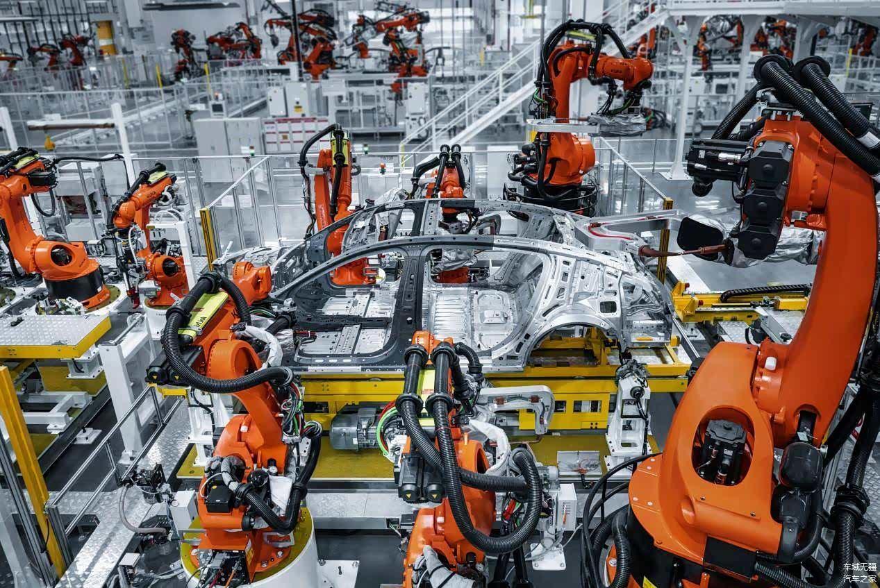 上市48小時大定破2000，尊界S800的科技底氣何在？